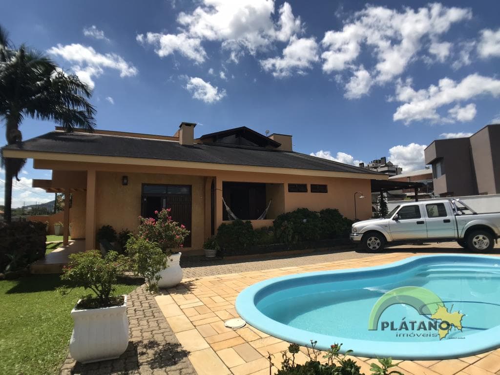 Imóvel com 5 quartos no Vinte e Cinco de Julho, Ivoti - Imagem 1