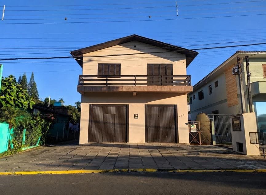 PAVILHÃO / PRÉDIO, 140M² ÁREA TOTAL À LOCAÇÃO - Imagem 1