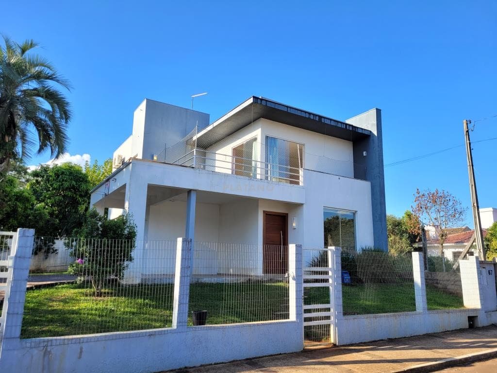 CASA COM 3 DORMITÓRIOS, 1 VAGA, 480M² ÁREA TOTAL À VENDA - Imagem 1