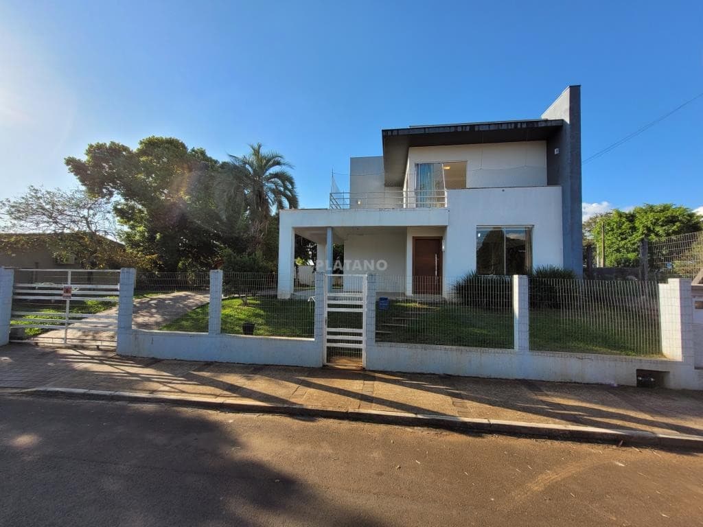 CASA COM 3 DORMITÓRIOS, 1 VAGA, 480M² ÁREA TOTAL À VENDA - Imagem 3