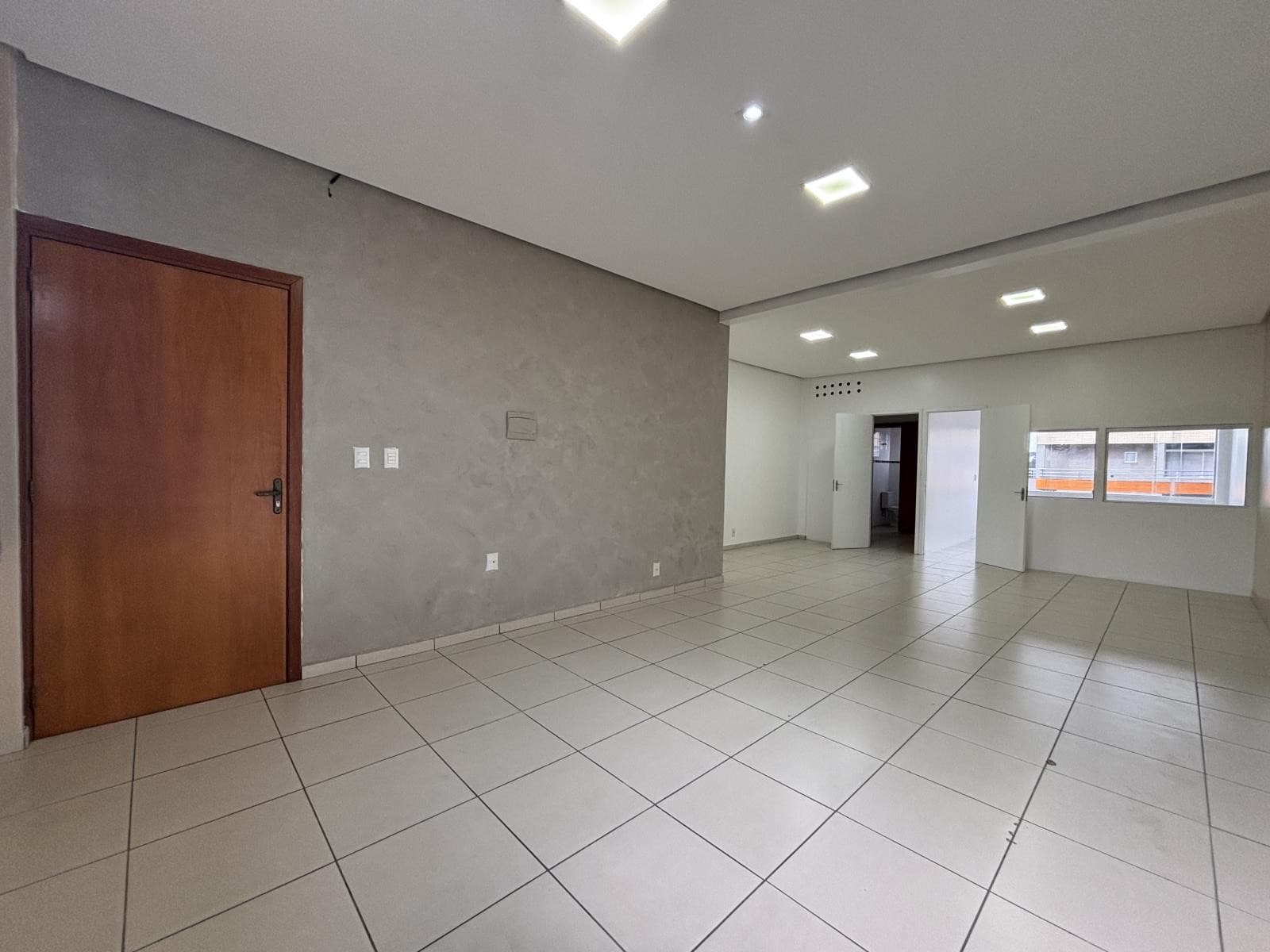 Loja / Sala para Locação no Centro em Ivoti - Imagem 2