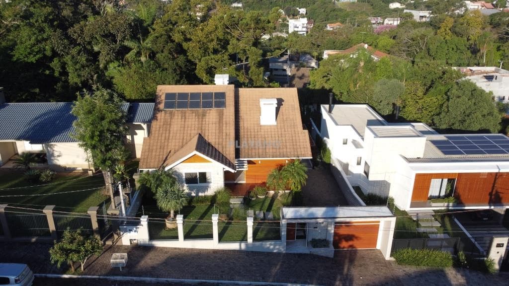 CASA COM 3 DORMITÓRIOS, 3 VAGAS, 788M² ÁREA TOTAL À VENDA E LOCAÇÃO - Imagem 2