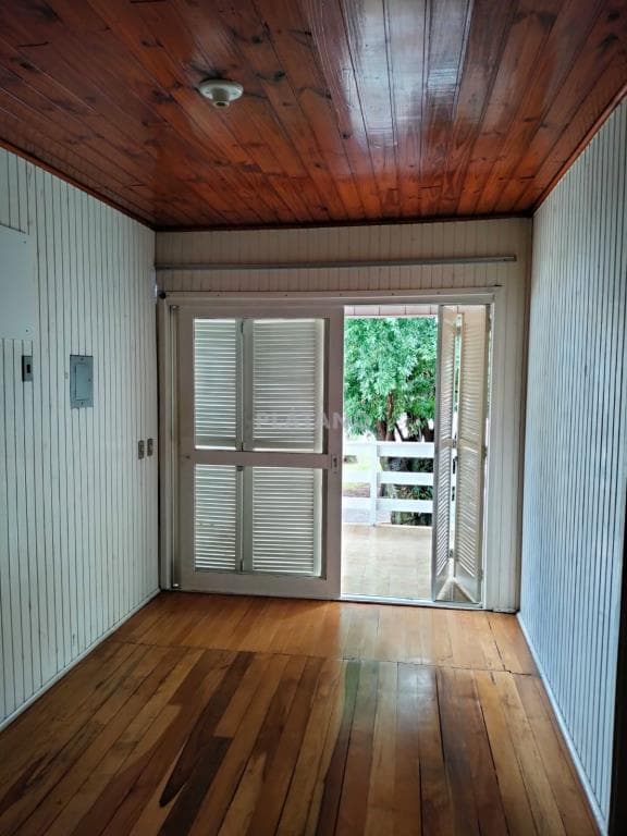 CASA COM 3 DORMITÓRIOS, 1 VAGA, 225M² ÁREA TOTAL À VENDA E LOCAÇÃO - Imagem 3