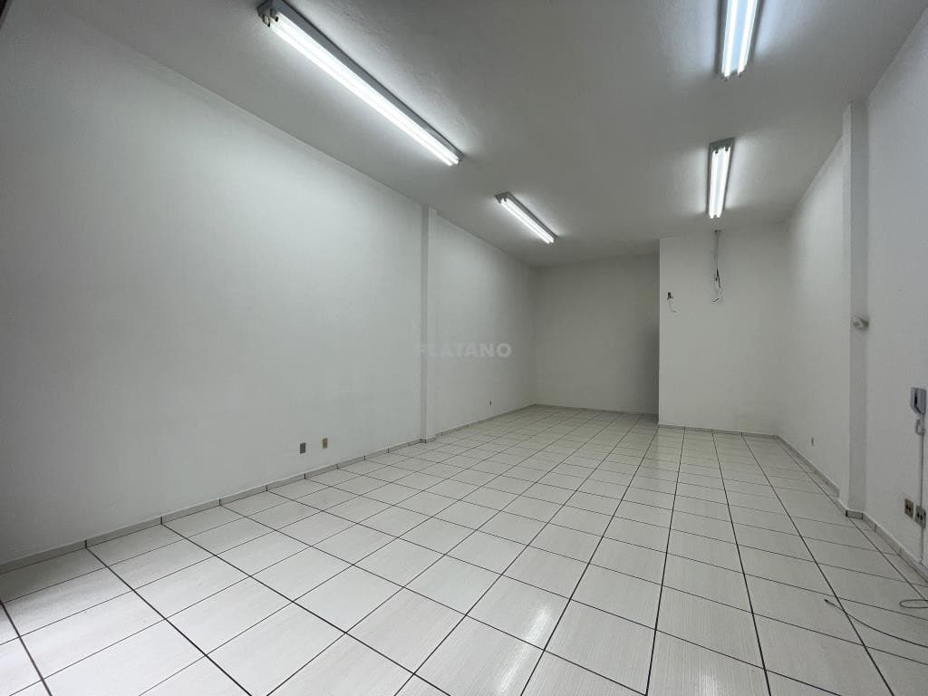 Loja / Sala para Locação no Centro em Ivoti - Imagem 3