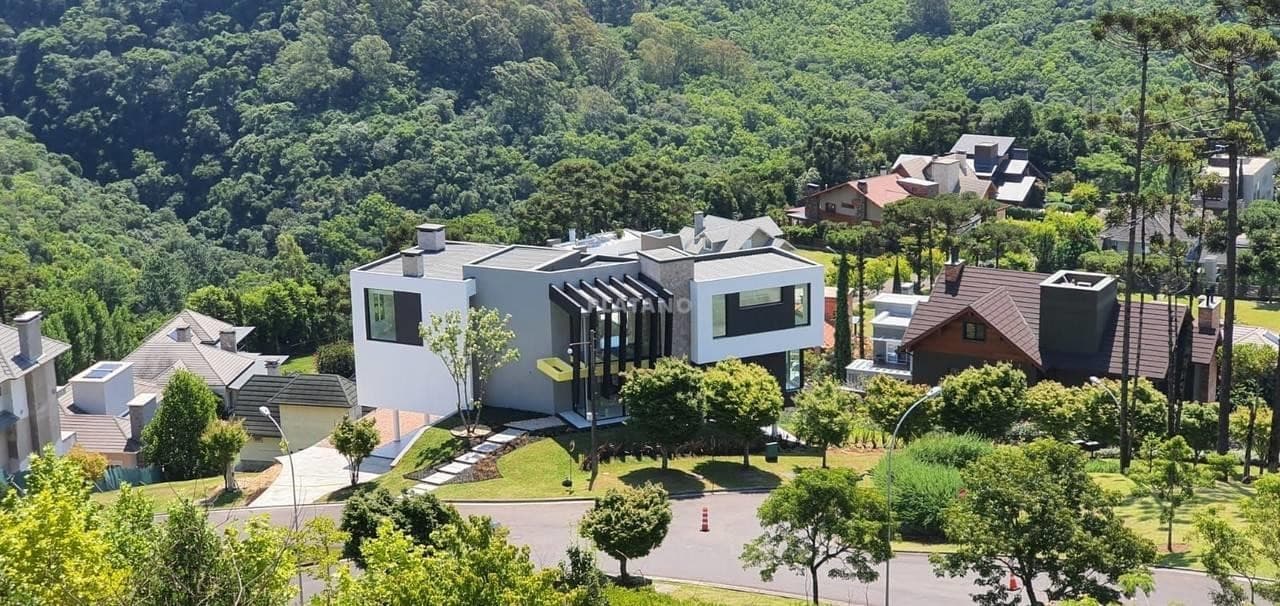 Imóvel com 4 quartos no Bavária, Gramado - Imagem 2