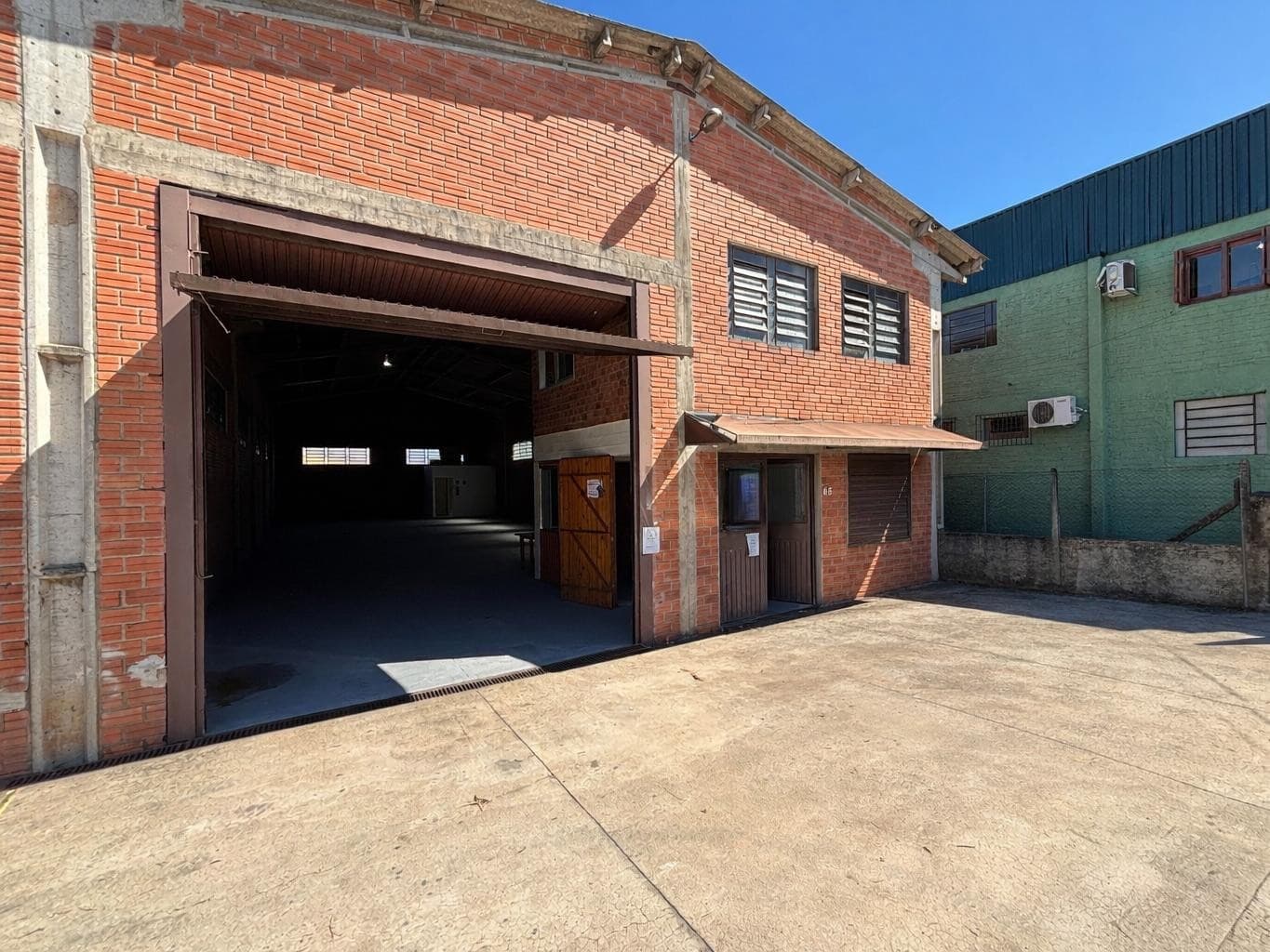 Pavilhão / Prédio para Locação no Vinte e Cinco de Julho em Ivoti - Imagem 1