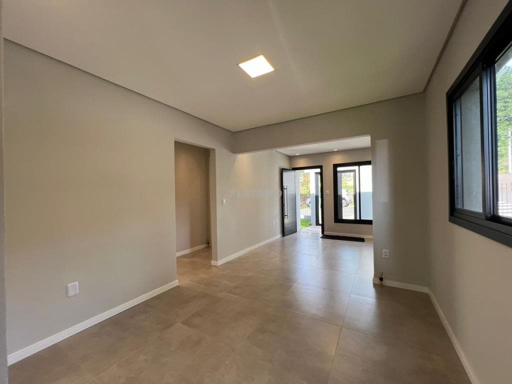 CASA COM 3 DORMITÓRIOS, 2 VAGAS, 325M² ÁREA TOTAL À VENDA - Imagem 5
