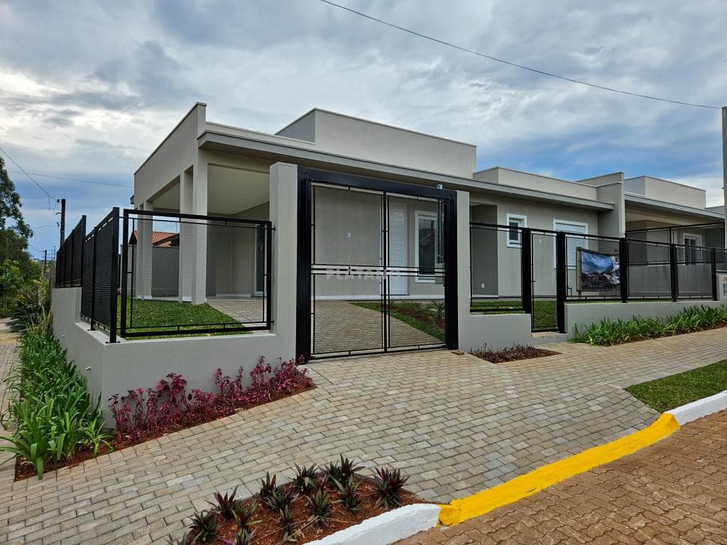CASA COM 3 DORMITÓRIOS, 2 VAGAS À VENDA - Imagem 1