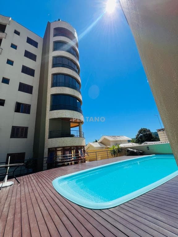 APARTAMENTO COM 3 DORMITÓRIOS, 2 VAGAS, 230M² ÁREA TOTAL À VENDA E LOCAÇÃO - Imagem 3