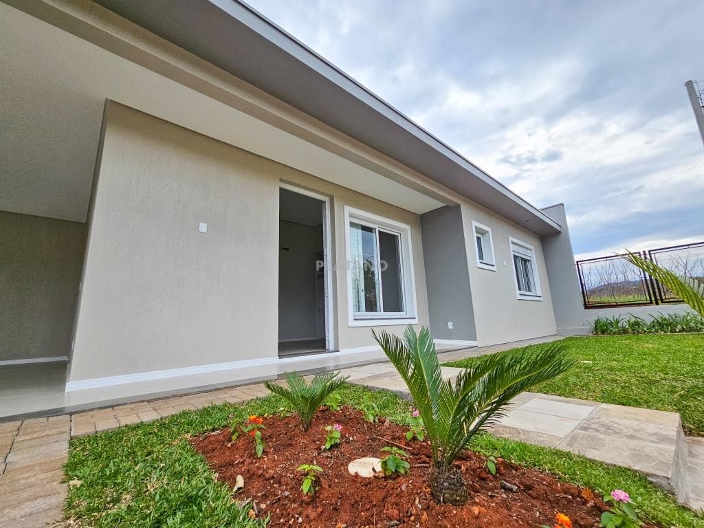 CASA COM 3 DORMITÓRIOS (1 SUÍTE), 2 VAGAS À VENDA - Imagem 2