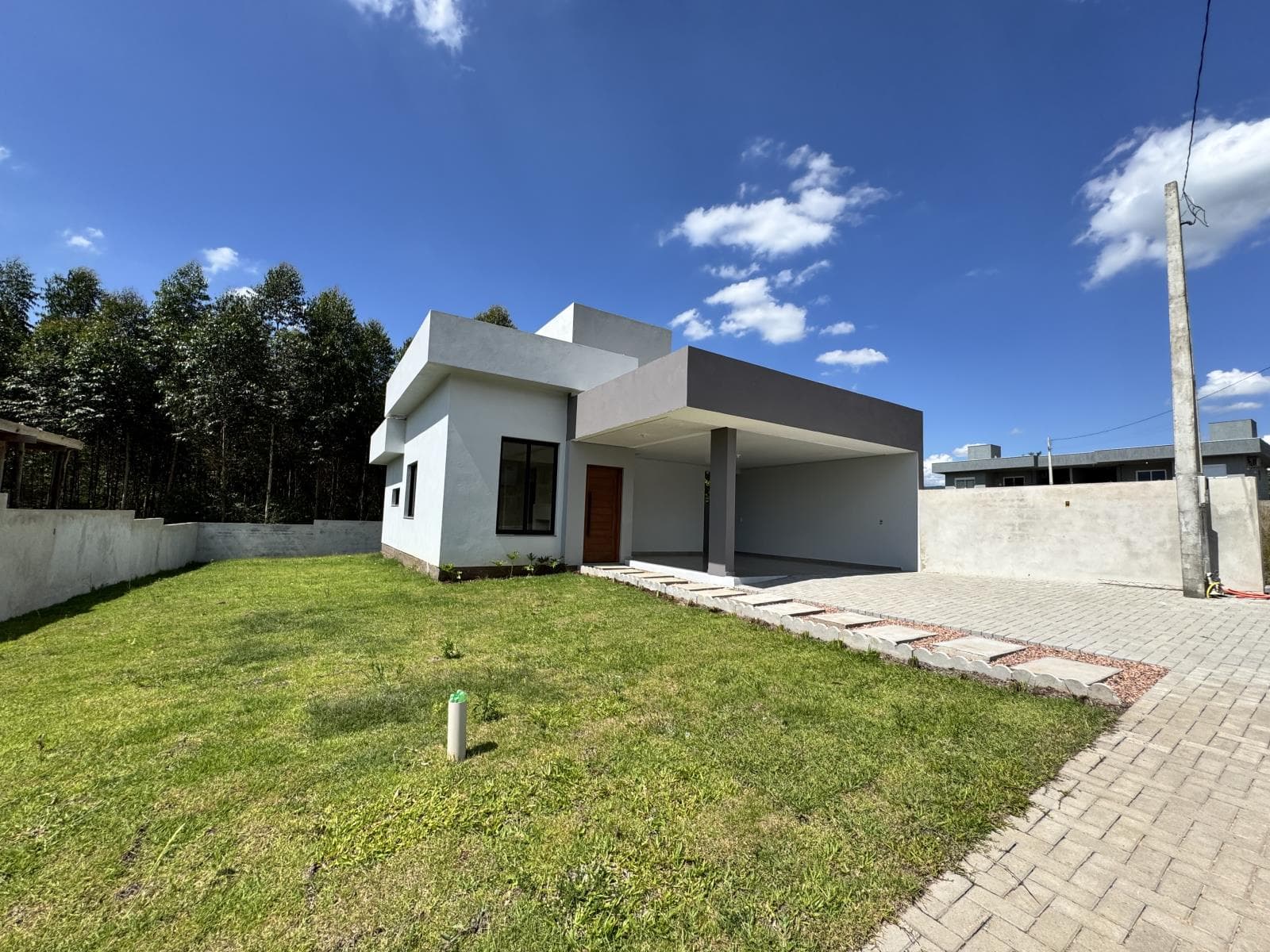 Casa para Venda no Centro em Presidente Lucena - Imagem 1