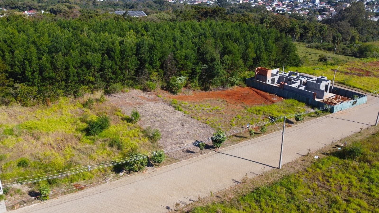 TERRENO, 306M² ÁREA TOTAL À VENDA - Imagem 2
