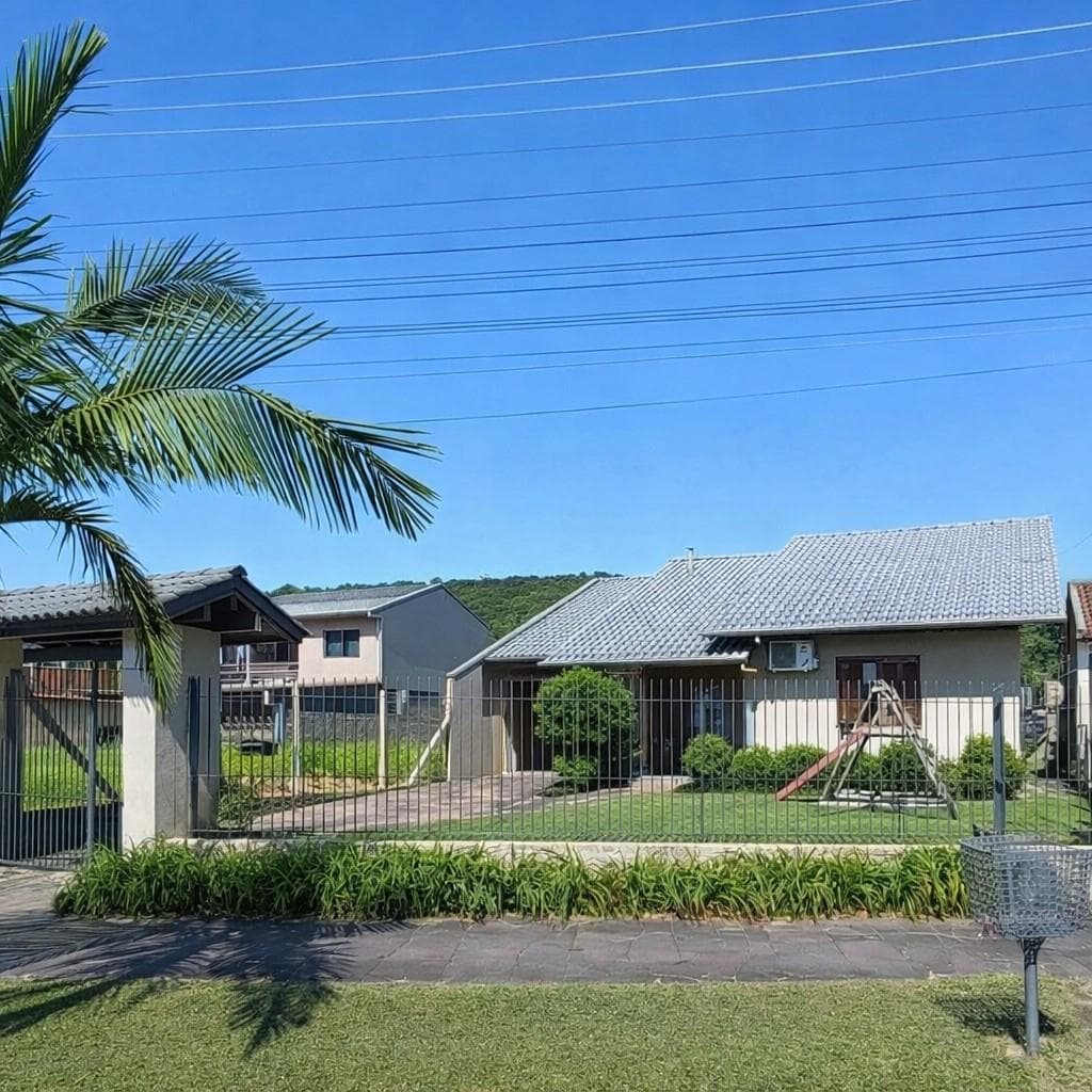 Casa para Venda no Das Rosas em Estância Velha - Imagem 1