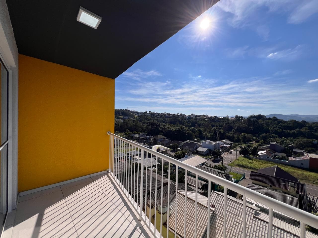 APARTAMENTO COM 2 DORMITÓRIOS, 1 VAGA, 63M² ÁREA TOTAL À LOCAÇÃO - Imagem 3