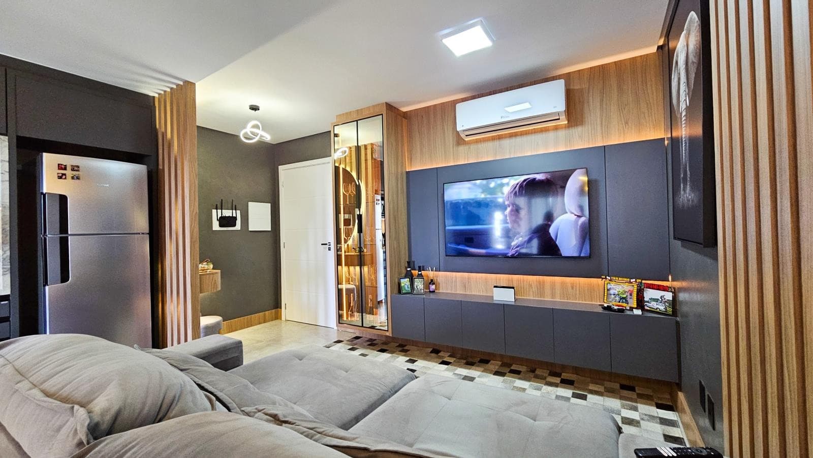 APARTAMENTO COM 2 DORMITÓRIOS (1 SUÍTE), 1 VAGA, 100M² ÁREA TOTAL À VENDA - Imagem 5