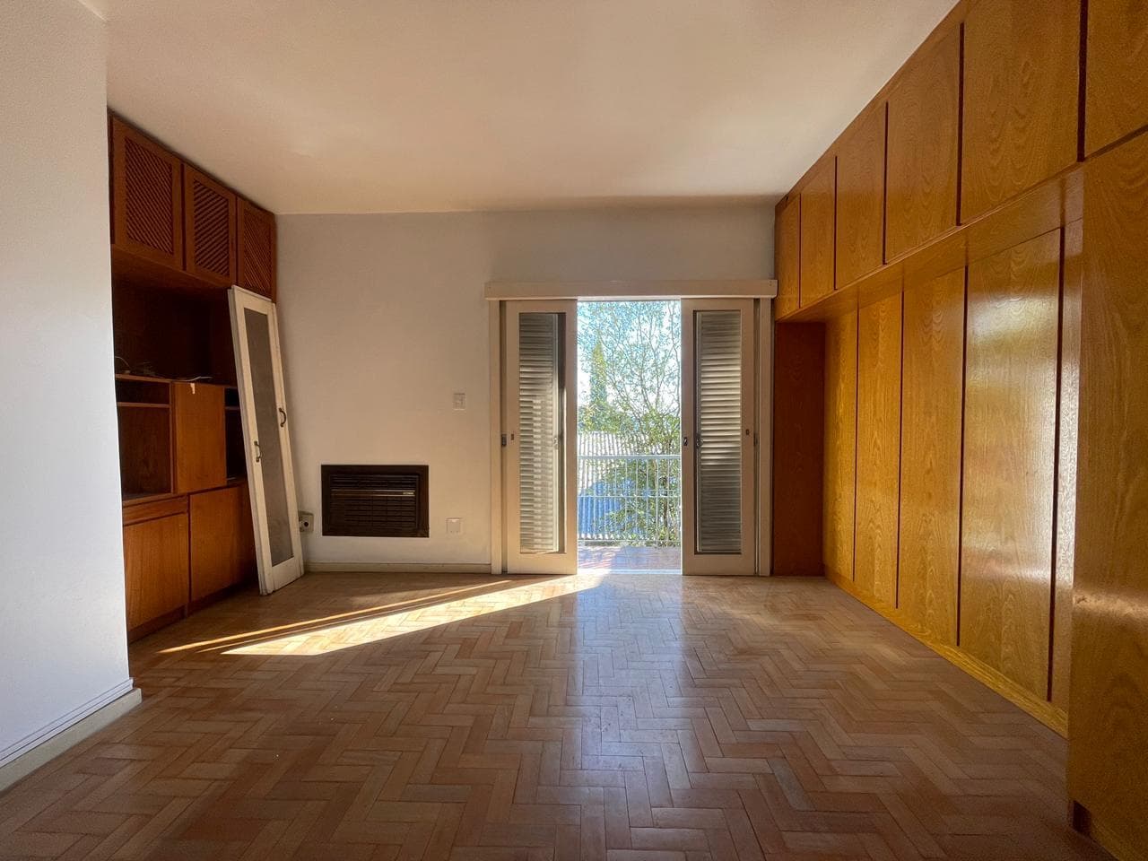 APARTAMENTO COM 2 DORMITÓRIOS, 1 VAGA À LOCAÇÃO - Imagem 3